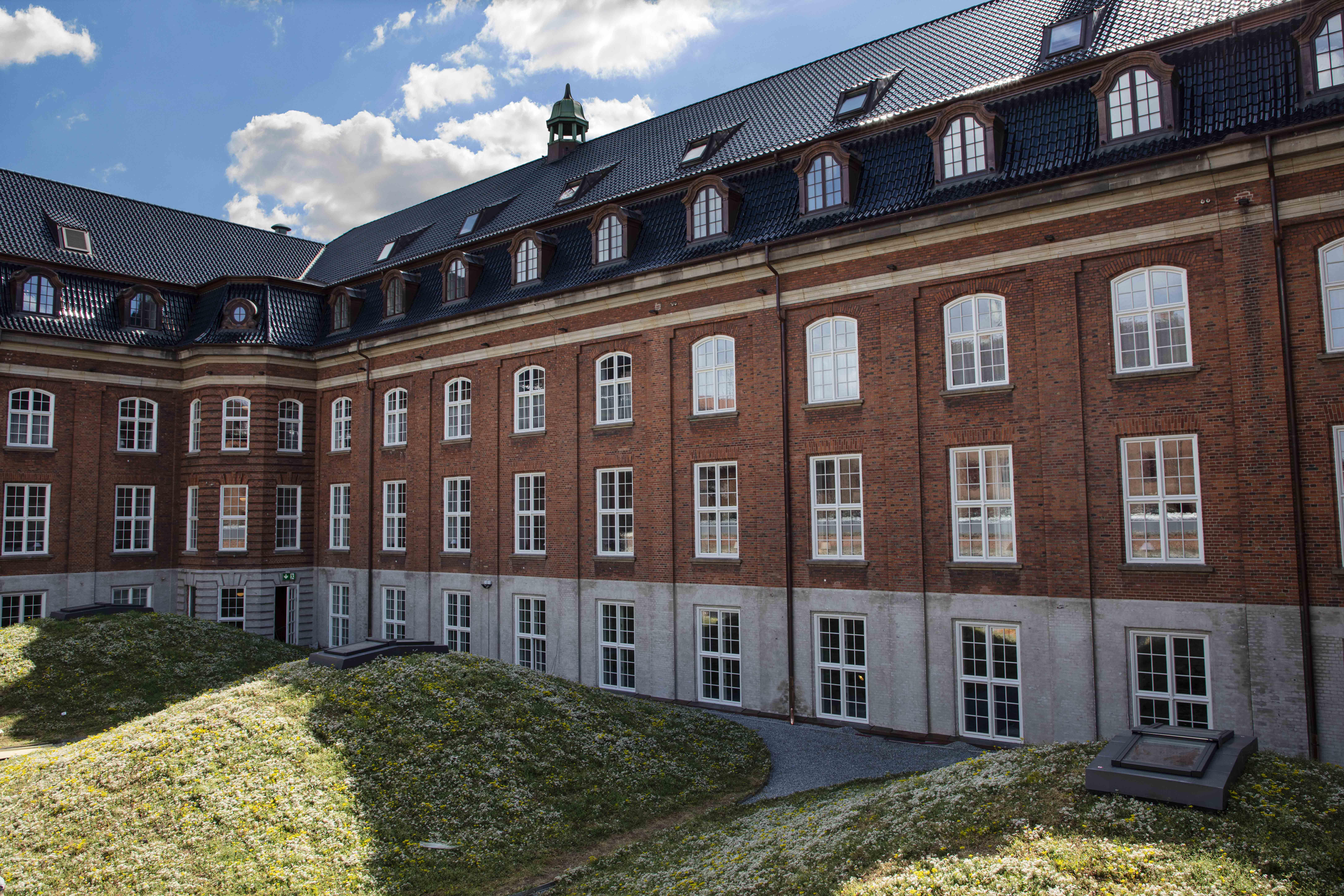 Villa Copenaghen Esterno foto The main building of the university